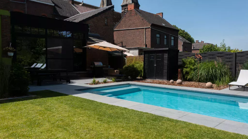 Agora-piscines - Fabricant de piscine - Photo de realisation chez un client