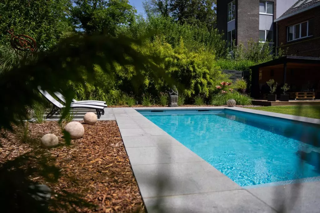 Agora-piscines - Fabricant de piscine - Photo de realisation chez un client